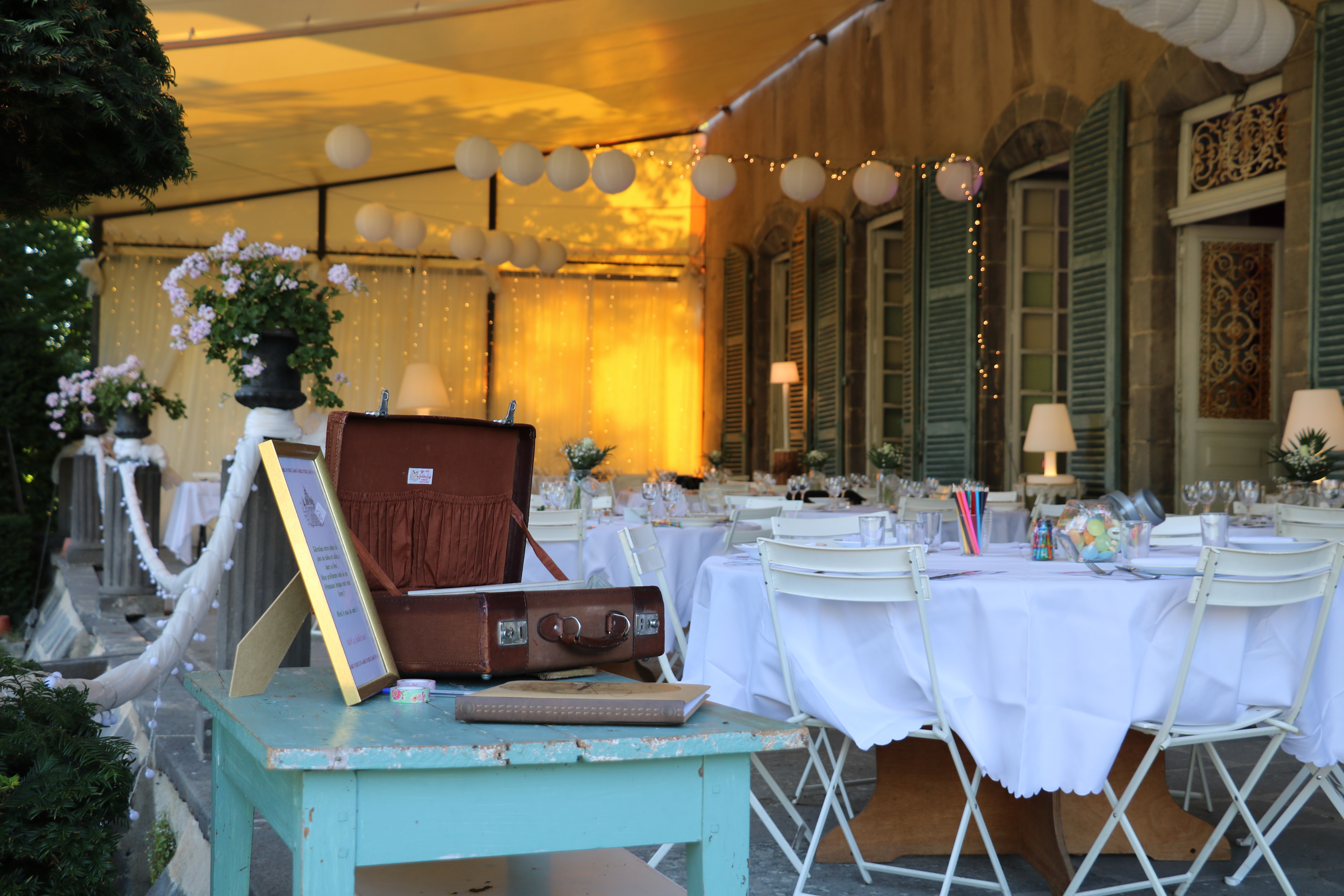 Réception et repas extérieur Château de Portabéraud