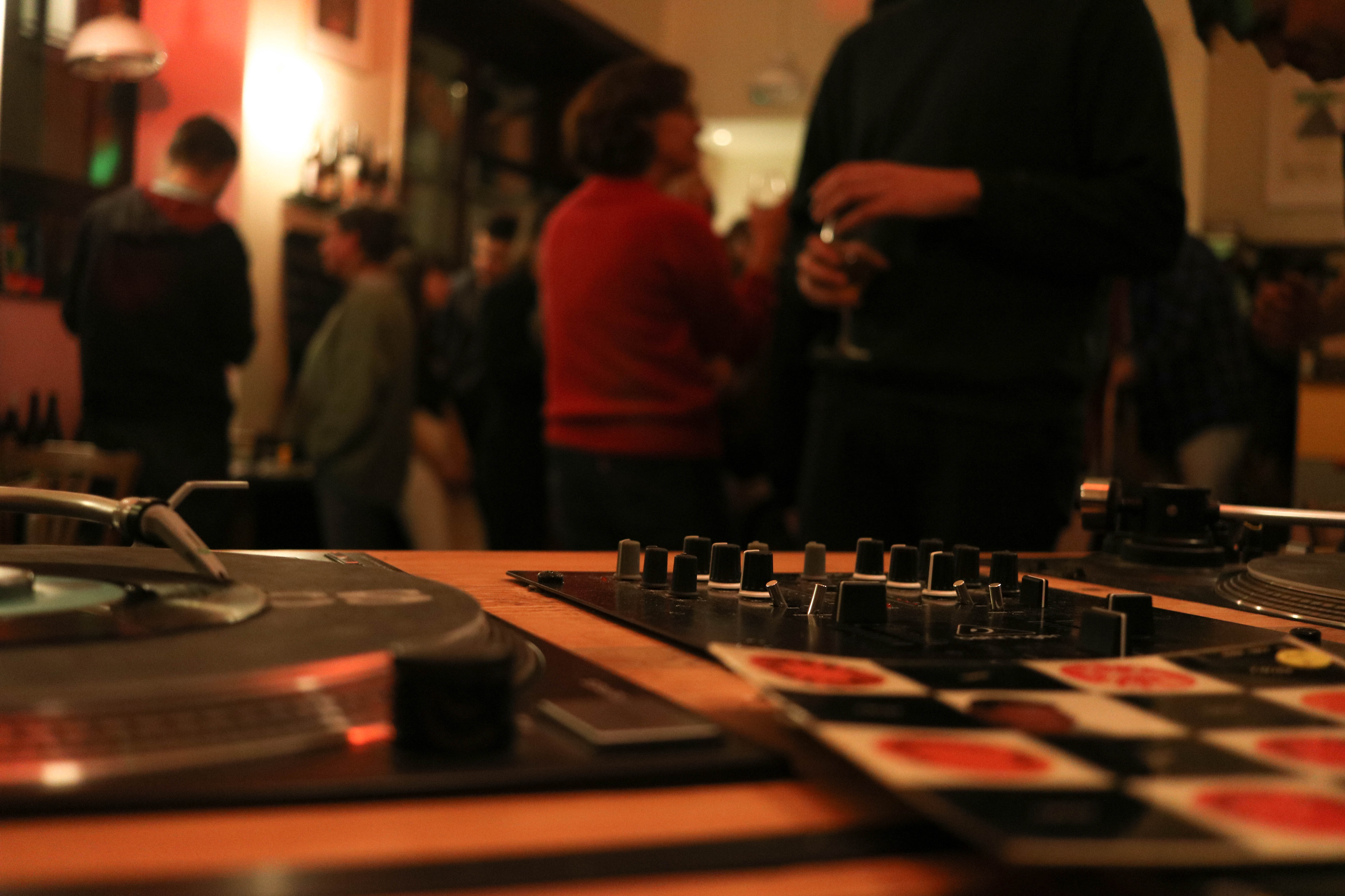 Bar à vinyles en intérieur